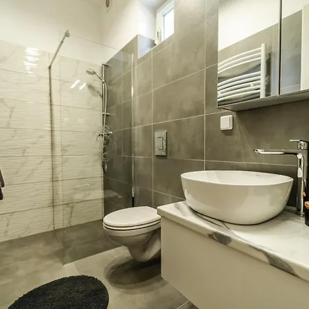 Villa Viola Spa&Garden Apartment Gyula